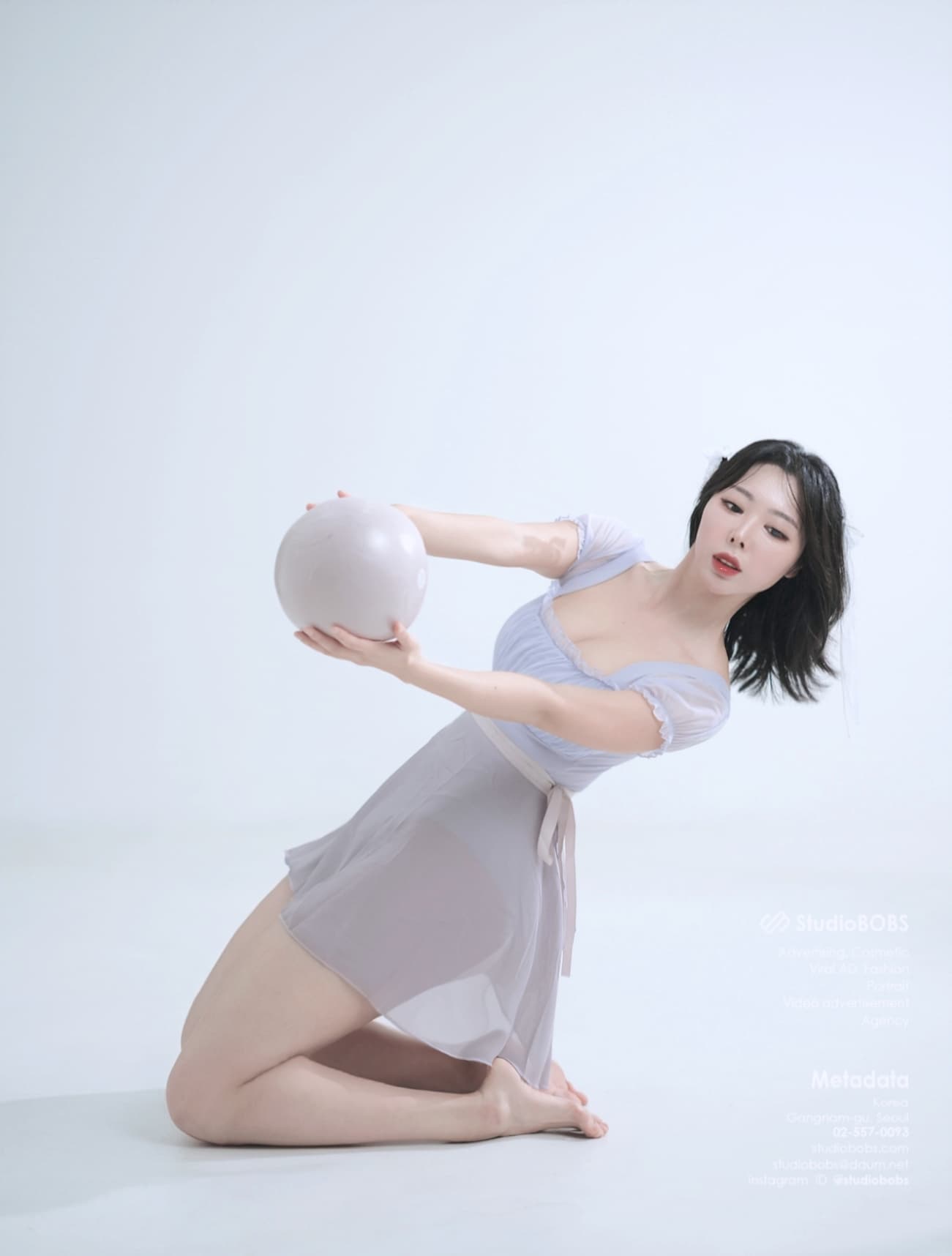 홍혜진 강사 필라테스 동작 2